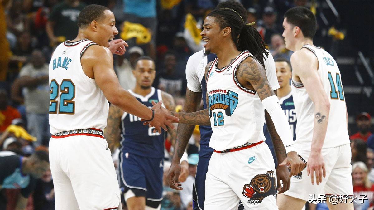 开云-孟菲斯灰熊训练开放日，赛后伤情更新引欢呼，荷甲在即，阵容厚度经受考验-开云